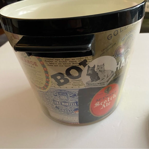 1950’s vintage ice bucket with liquor label collage. Preowned good condition - Picture 5 of 8